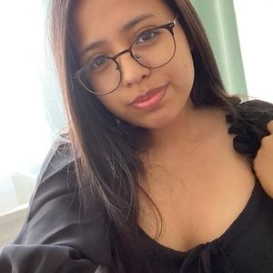 Meet your Posher, Daniela